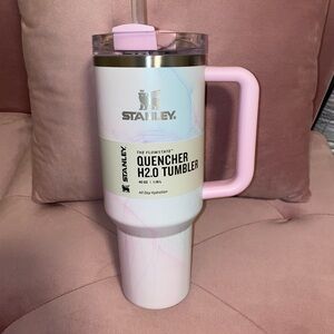 NEW Stanley Pink Watercolor Limited Edition Quencher H2.0 Tumbler 40oz